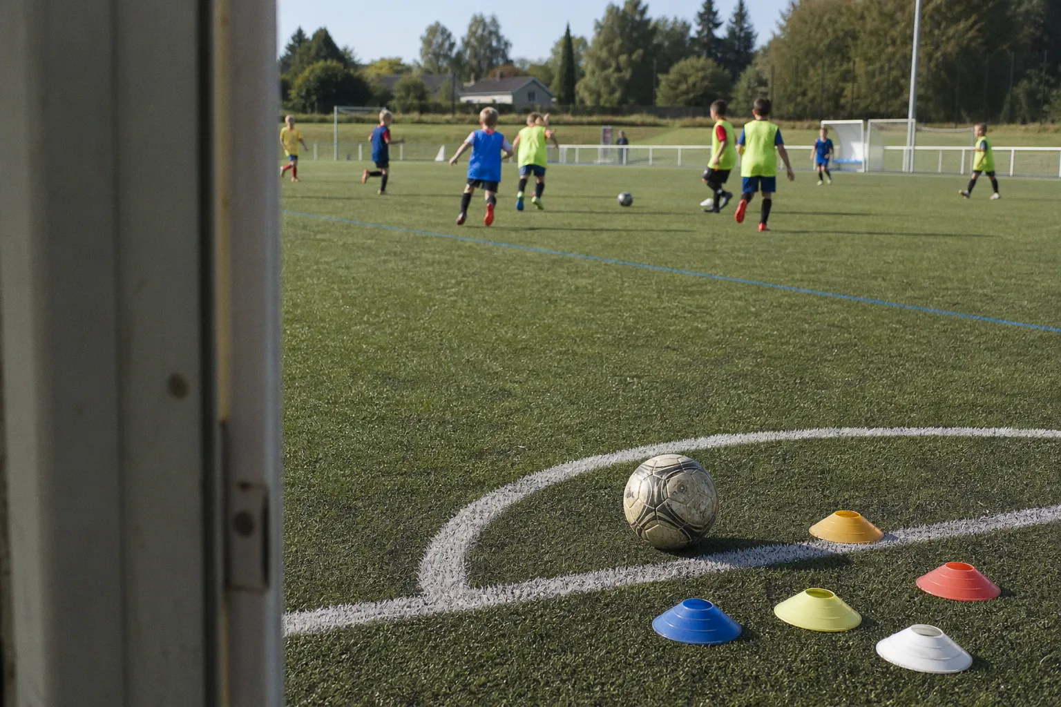 Entraînement football U10 : ateliers techniques ou jeux réduits ?
