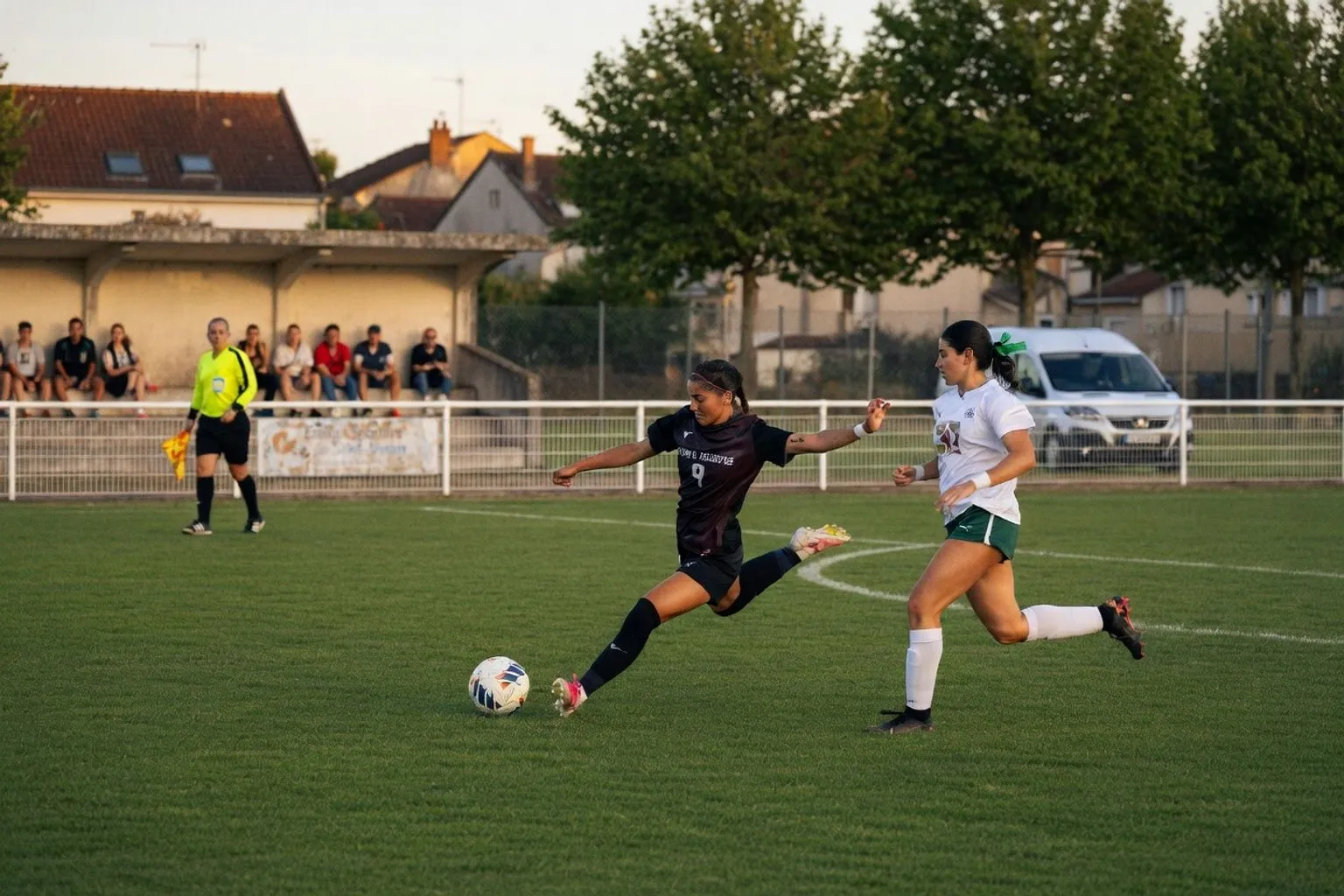 Multiplier les sponsors sur les maillots : une stratégie viable pour le football amateur ?